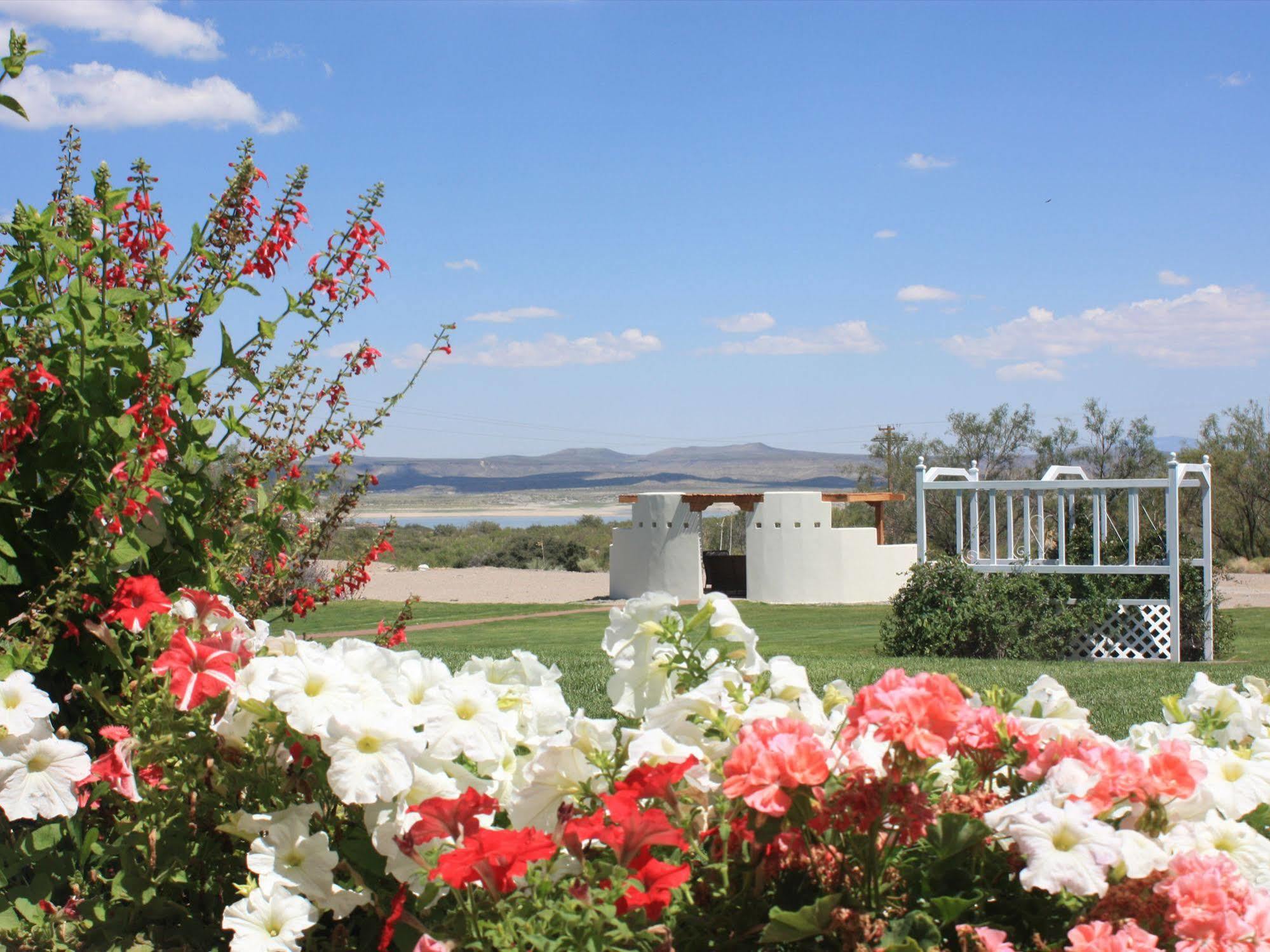 Elephant Butte Inn Exterior photo